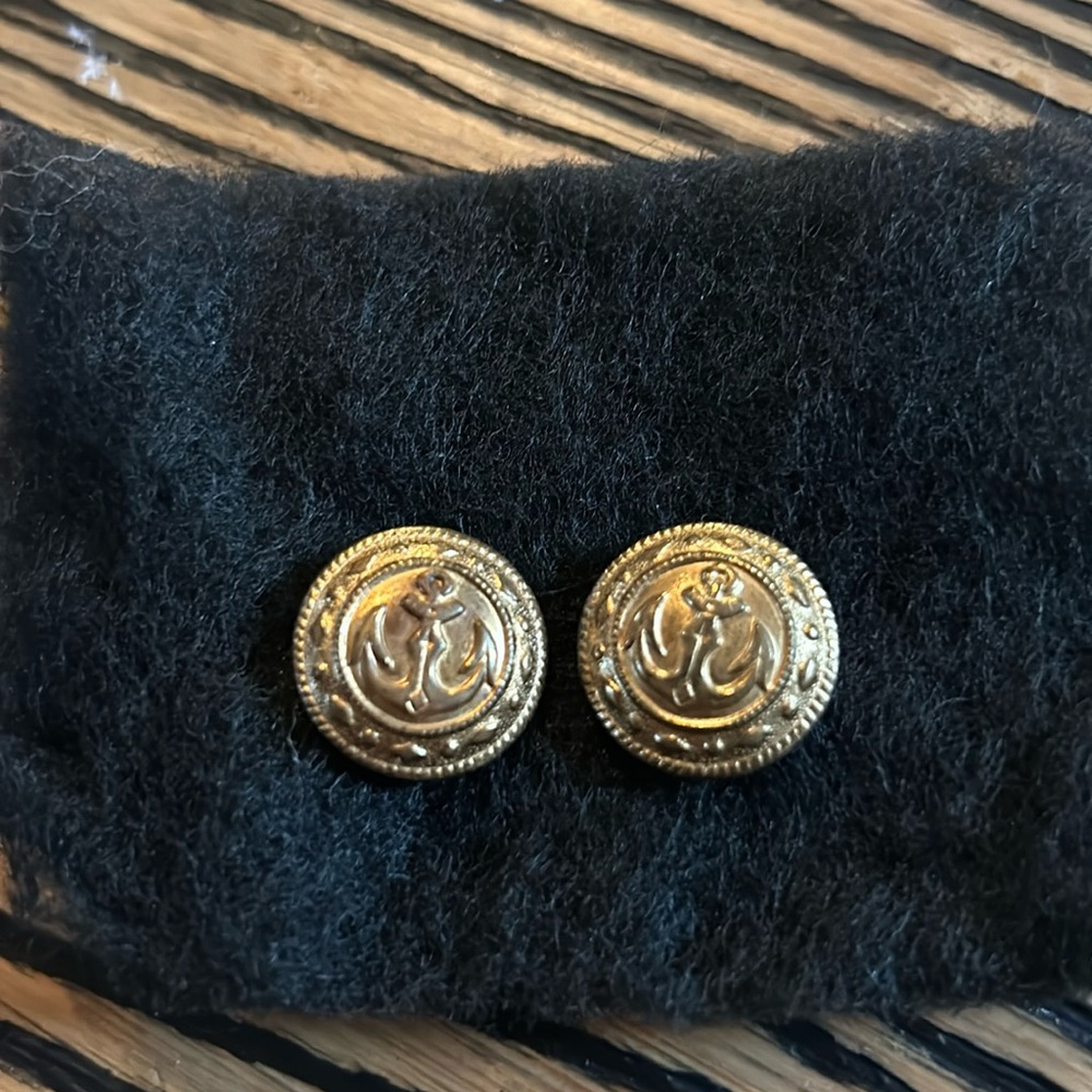 Vintage Navy war gold buttons